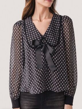 Tie Front Chiffon top